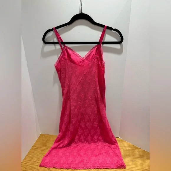 Vintage vanity fair hot pink Pink Lace Slip Dress size 32 small - Picture 7 of 9